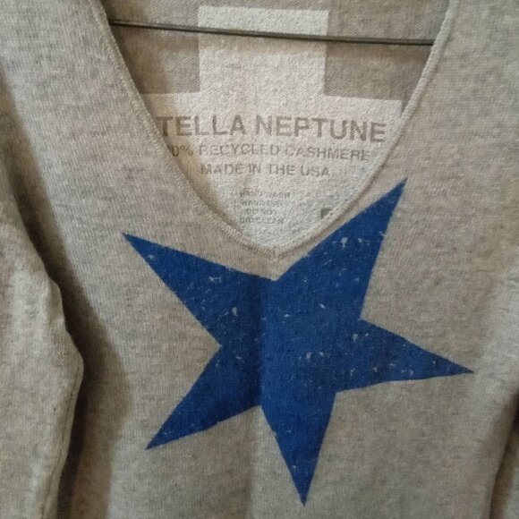 Stella Neptune Cashmere Sweater USA Star Print Rock Sz S - measurements - Picture 2 of 7